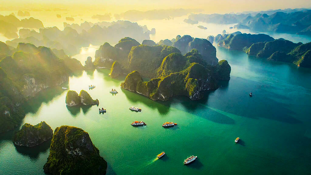 Summit views that define Halong Bay luxury